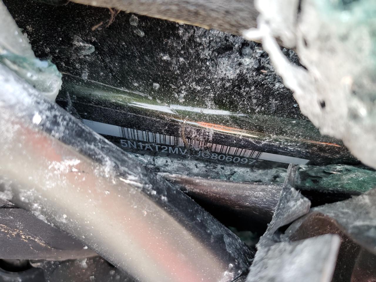 2018 Nissan Rogue S VIN: 5N1AT2MV3JC806097 Lot: 82422745