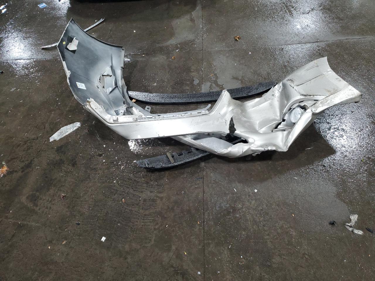 2015 Subaru Legacy 2.5I Premium VIN: 4S3BNAE60F3013626 Lot: 85192595