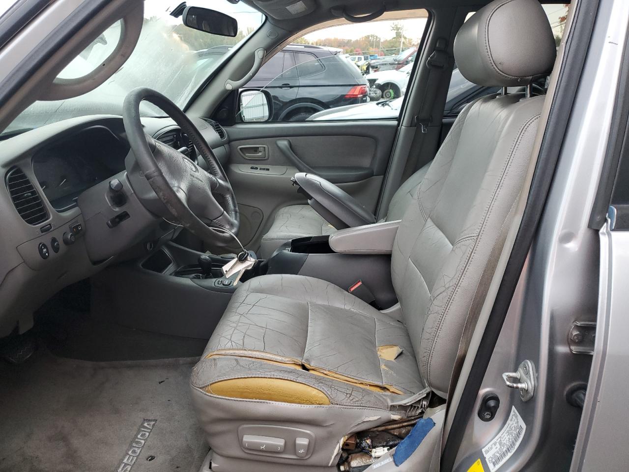 2002 Toyota Sequoia Sr5 VIN: 5TDBT44A42S060938 Lot: 89658405