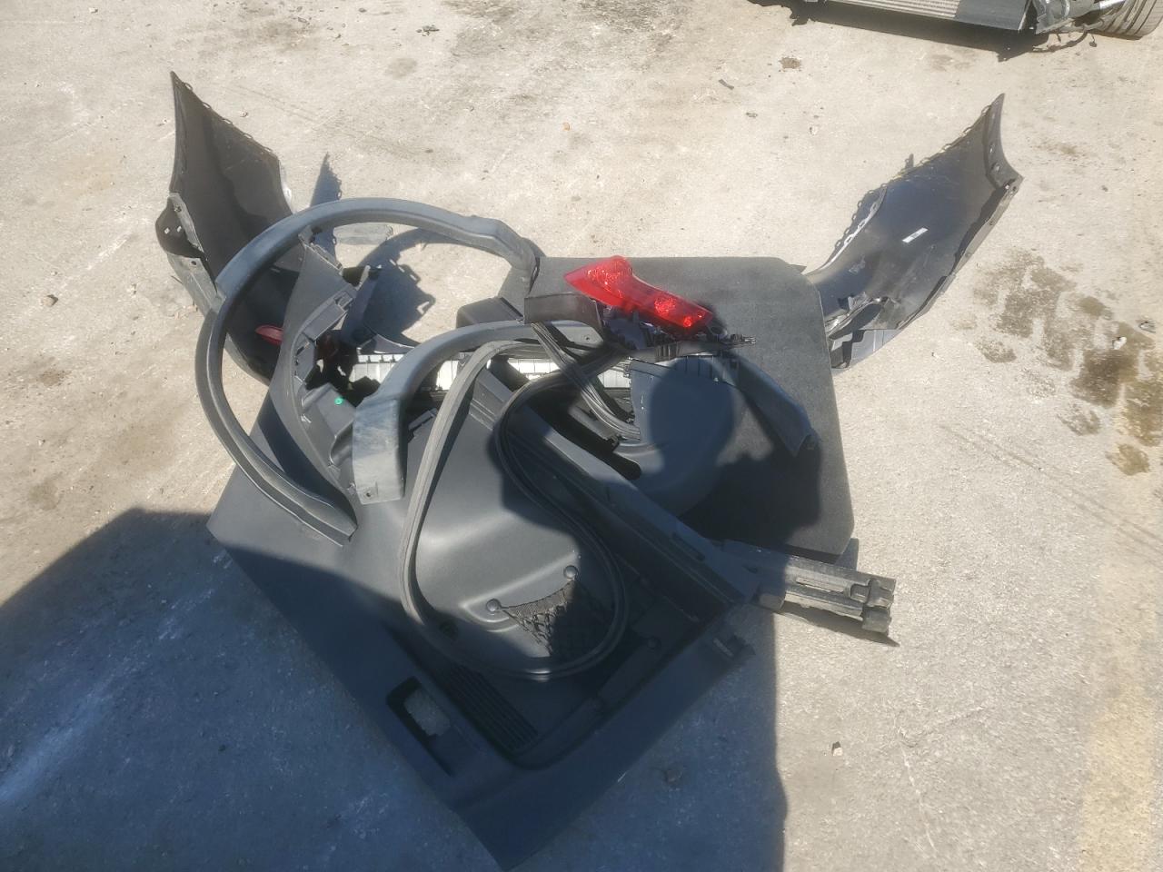 2015 Honda Cr-V Lx VIN: 2HKRM4H38FH700460 Lot: 85719465