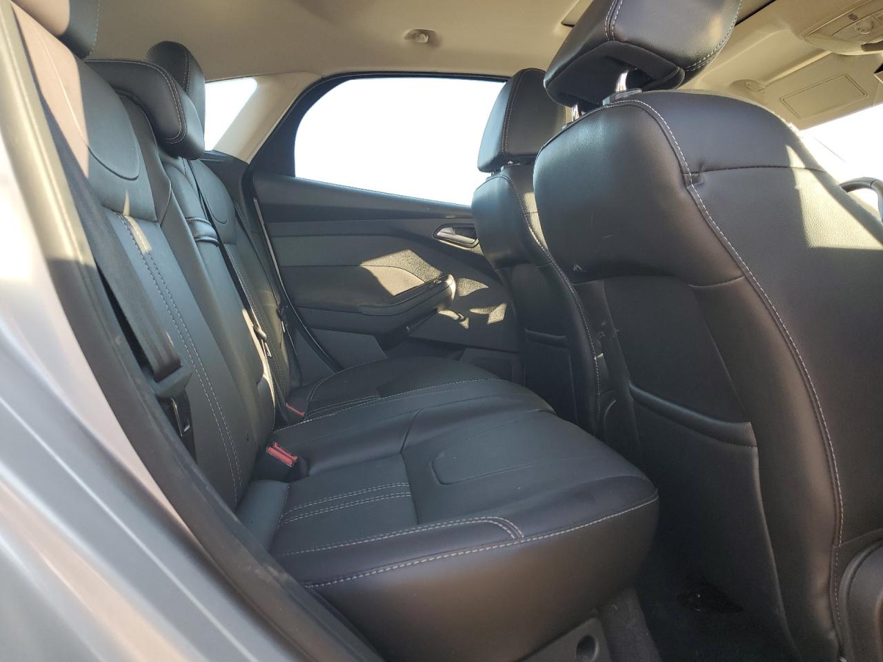 2013 Ford Focus Titanium VIN: 1FADP3N26DL135843 Lot: 85565945