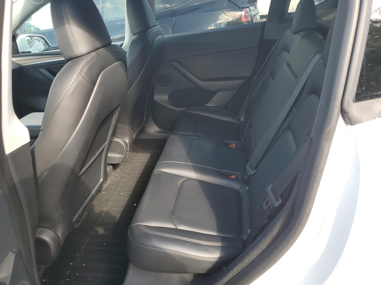 2023 Tesla Model Y VIN: 7SAYGDEE5PF684178 Lot: 82618885