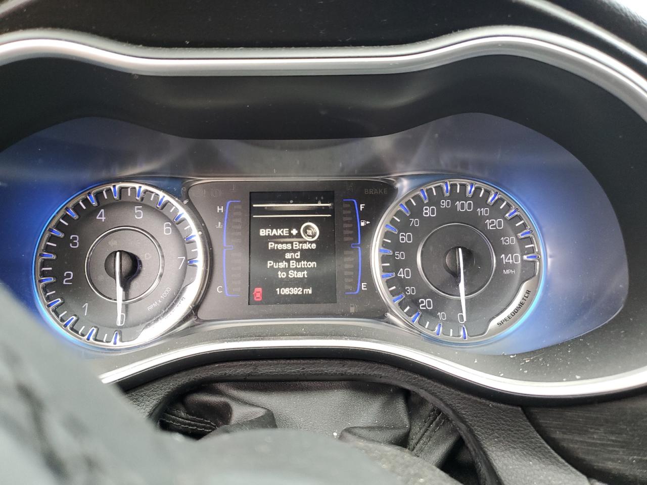 2015 Chrysler 200 Limited VIN: 1C3CCCAB0FN686286 Lot: 82331075