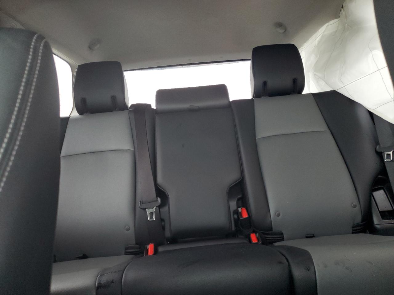 2022 Toyota 4Runner Sr5 VIN: JTEFU5JR0N5263748 Lot: 85929455