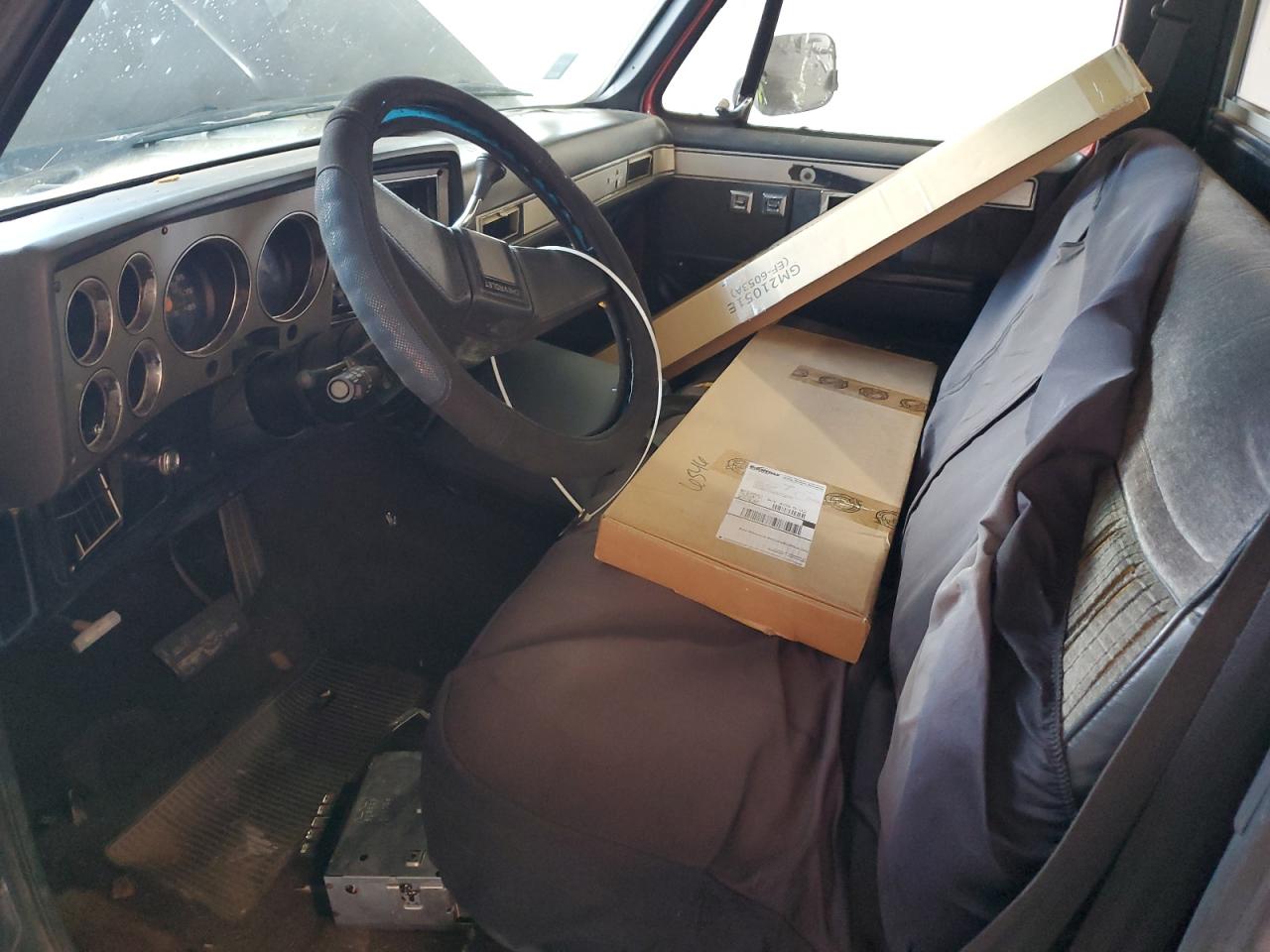 1984 Chevrolet C10 VIN: 1GCDC14H8ES163568 Lot: 83762675