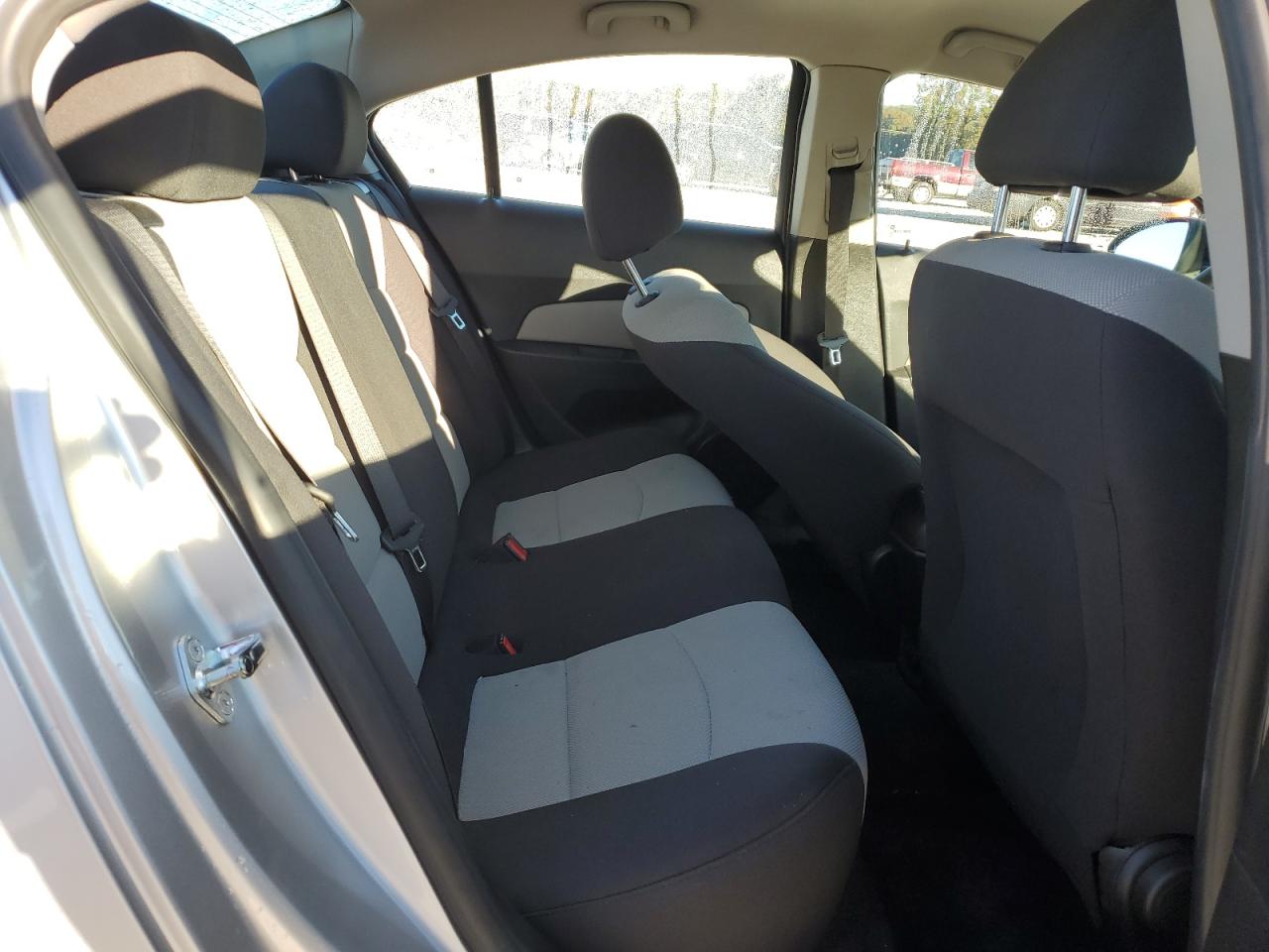 2016 Chevrolet Cruze Limited Ls VIN: 1G1PC5SH0G7205950 Lot: 89673015