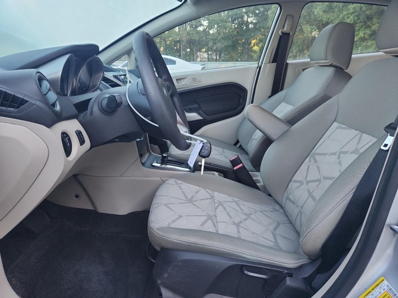 2013 Ford Fiesta Se VIN: 3FADP4EJ1DM107315 Lot: 84440385