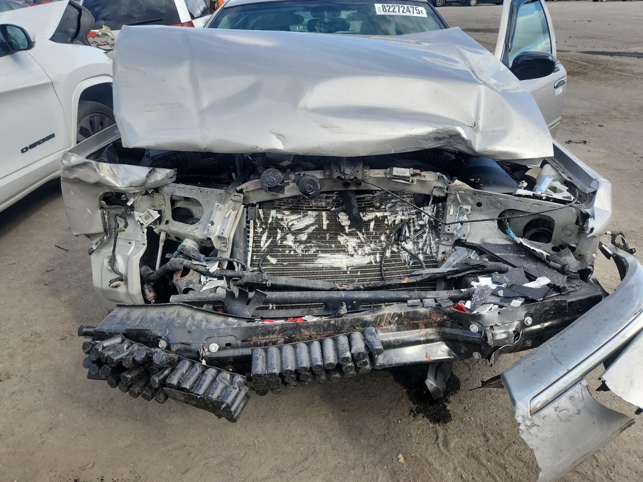 2004 Mercury Grand Marquis Ls VIN: 2MEFM75W94X678028 Lot: 82272475