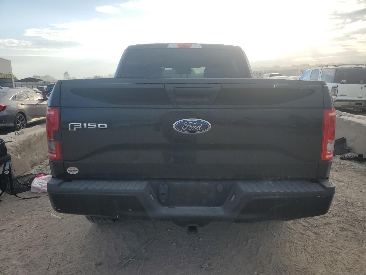 2017 Ford F150 Supercrew VIN: 1FTEW1CP1HKC29712 Lot: 82470735