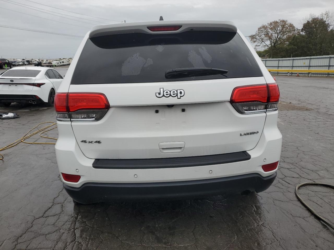 2018 Jeep Grand Cherokee Laredo VIN: 1C4RJFAG2JC310668 Lot: 85140455