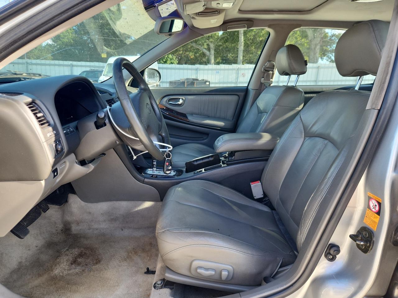 2000 Infiniti I30 VIN: JNKCA31A6YT205785 Lot: 85593785