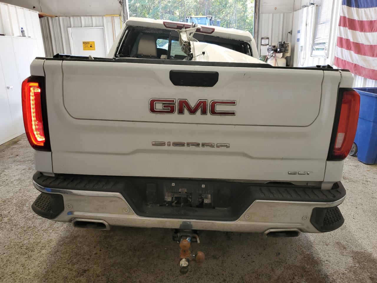 2022 GMC Sierra K1500 Slt VIN: 3GTUUDEL3NG666515 Lot: 84876315
