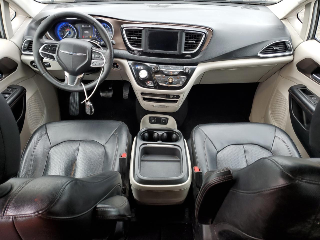 2019 Chrysler Pacifica Touring L VIN: 2C4RC1BG1KR613574 Lot: 86661505
