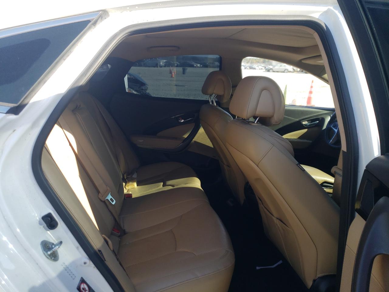 2016 Hyundai Azera Limited VIN: KMHFH4JG5GA536724 Lot: 89482135