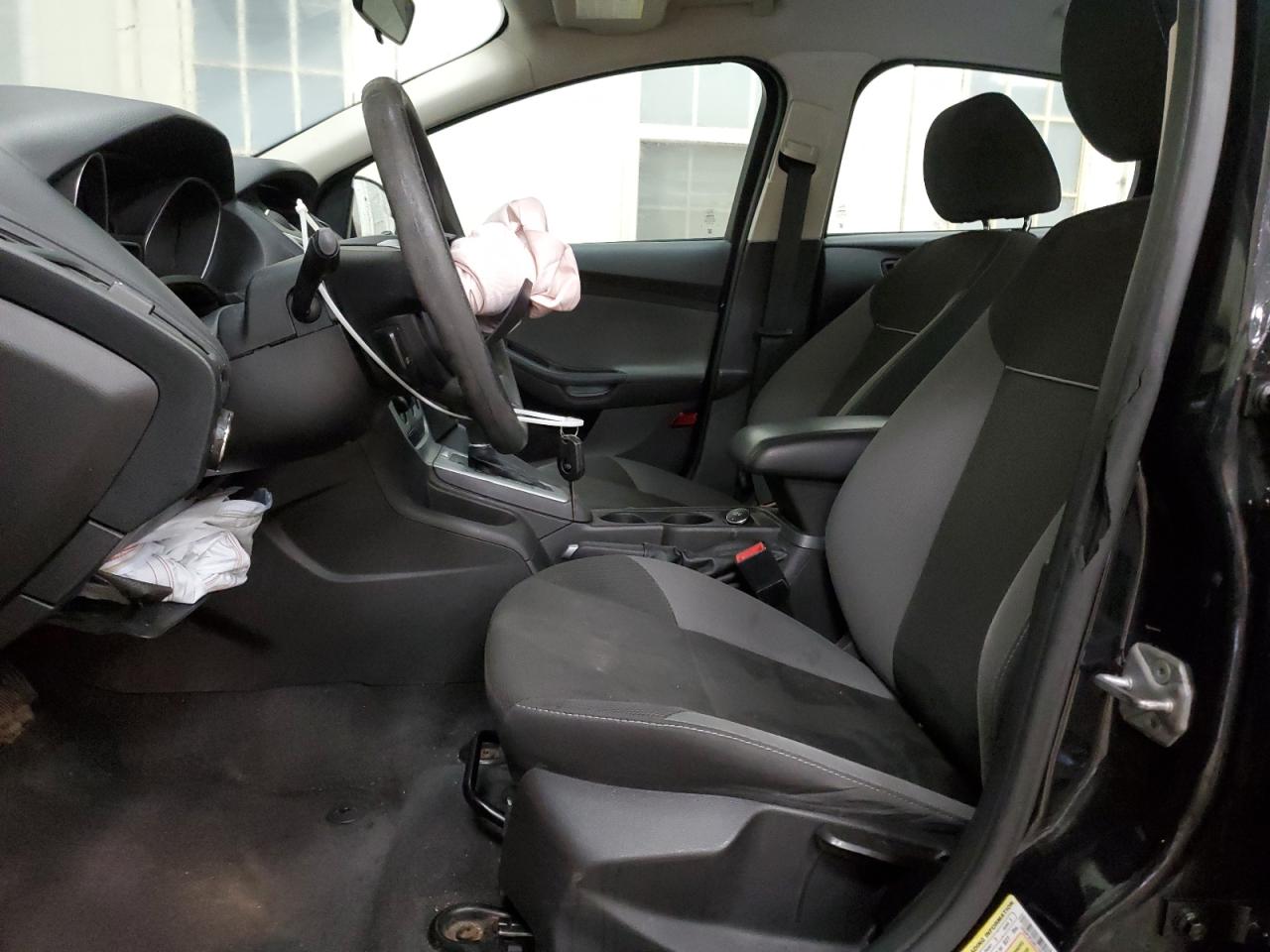 2014 Ford Focus Se VIN: 1FADP3F20EL129343 Lot: 85750105