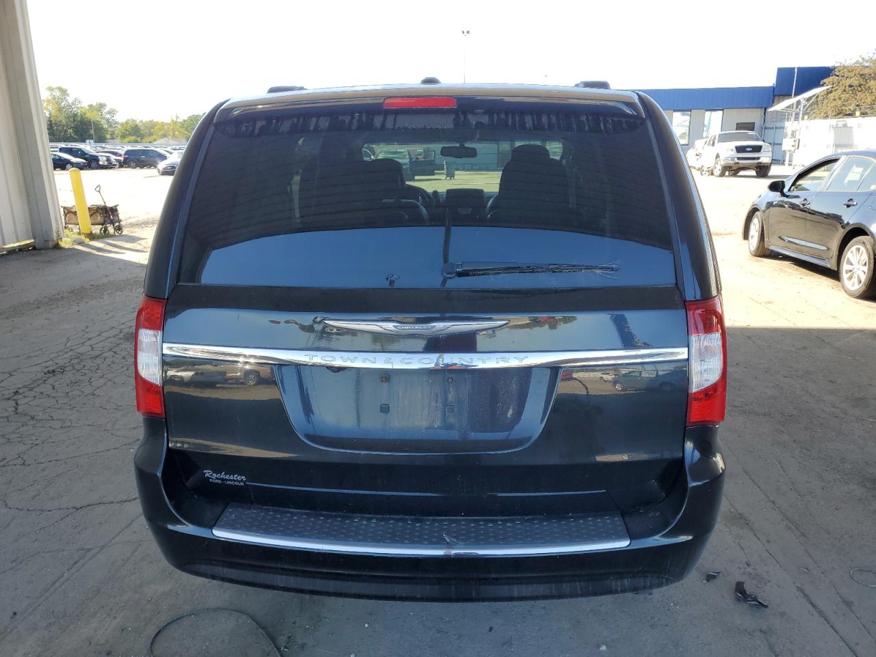 2013 Chrysler Town & Country Touring VIN: 2C4RC1BG8DR767668 Lot: 82379485