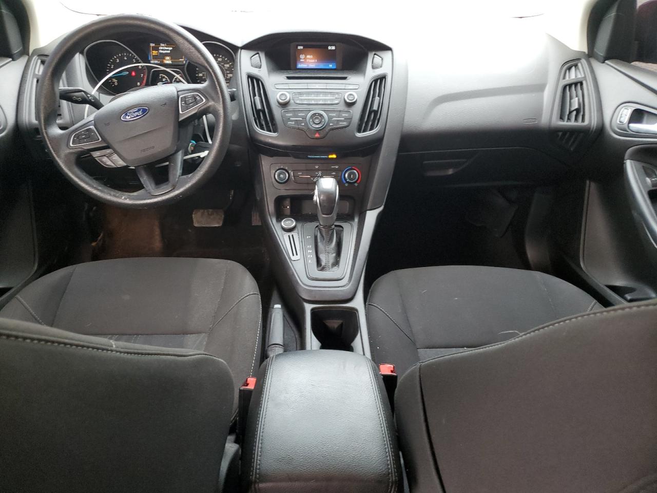 2016 Ford Focus Se VIN: 1FADP3F26GL293182 Lot: 82233035