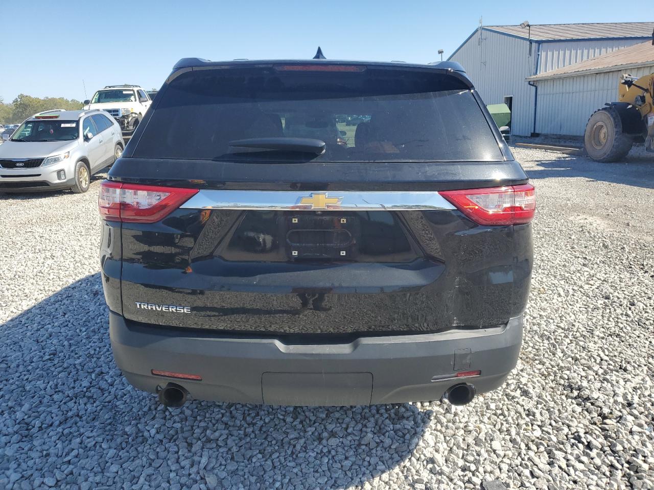 2018 Chevrolet Traverse Ls VIN: 1GNERFKWXJJ250235 Lot: 82390275
