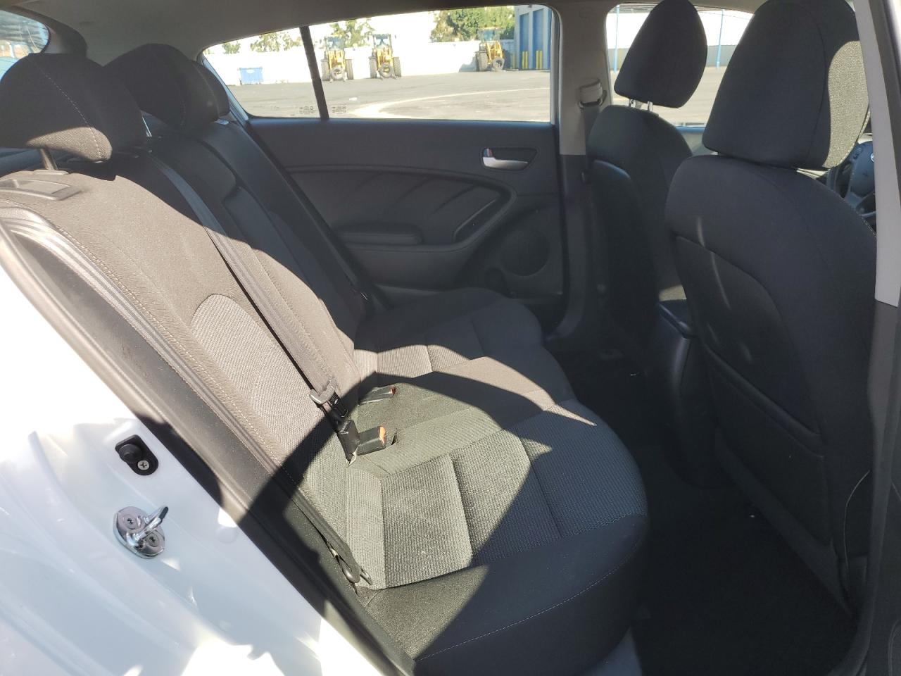 2018 Kia Forte Lx VIN: KNAFK5A88J5773788 Lot: 85005835