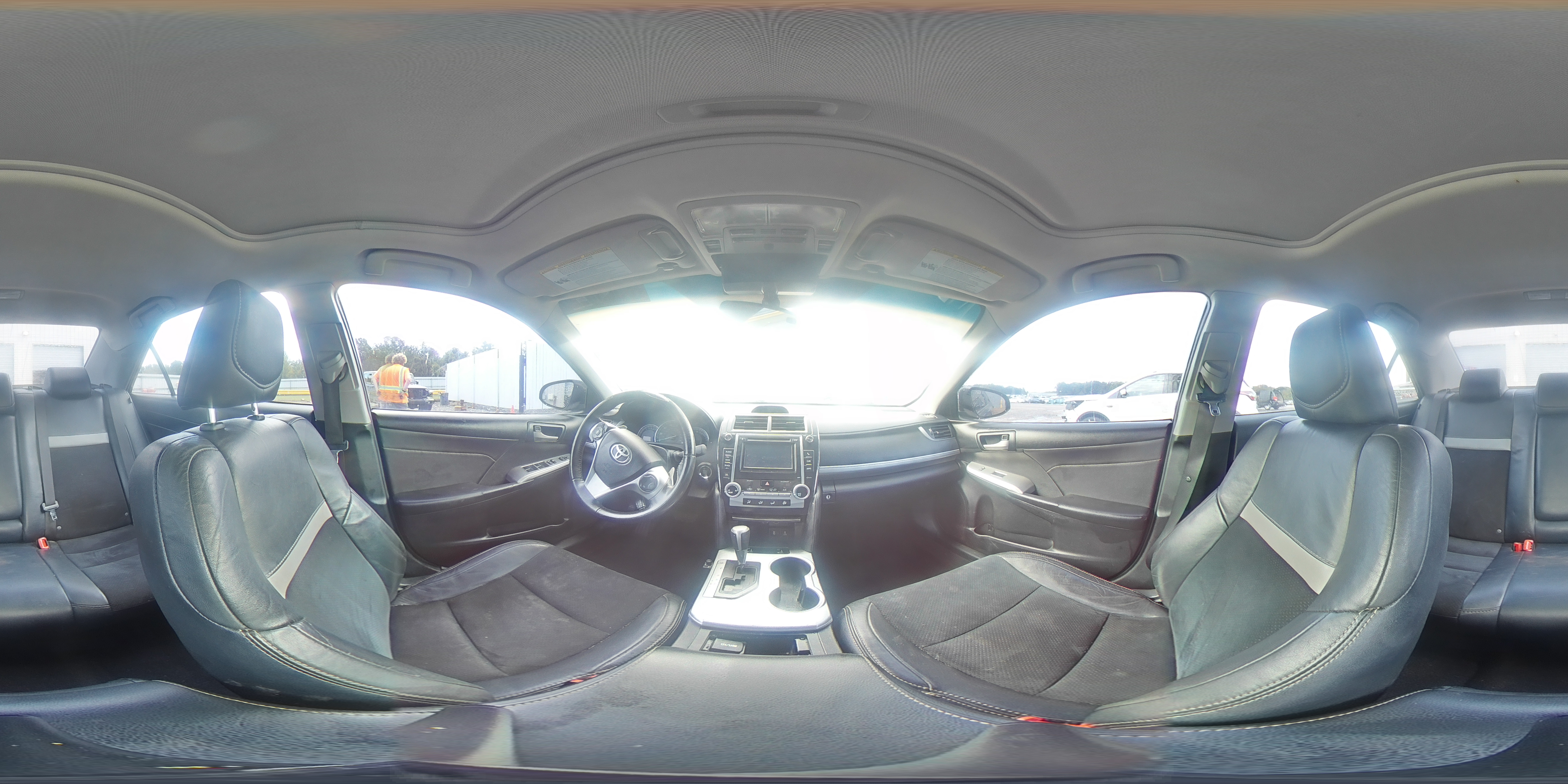 2014 Toyota Camry Se VIN: 4T1BK1FK2EU540544 Lot: 85688825