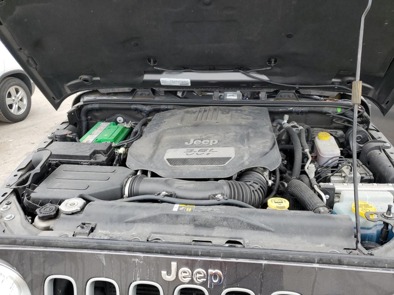 2018 Jeep Wrangler Unlimited Sahara VIN: 1C4BJWEG8JL841871 Lot: 86462225