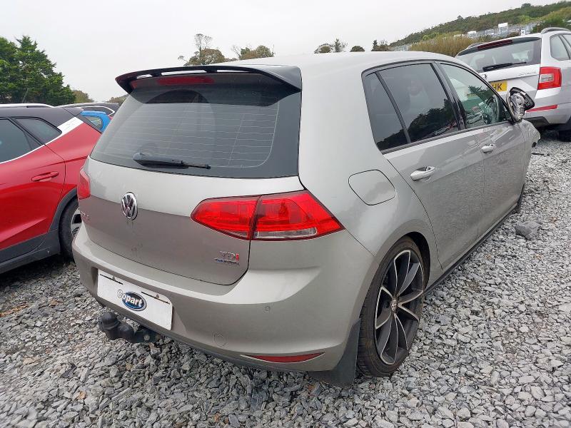 2013 VOLKSWAGEN GOLF SE BLUEMOTION TECH T 