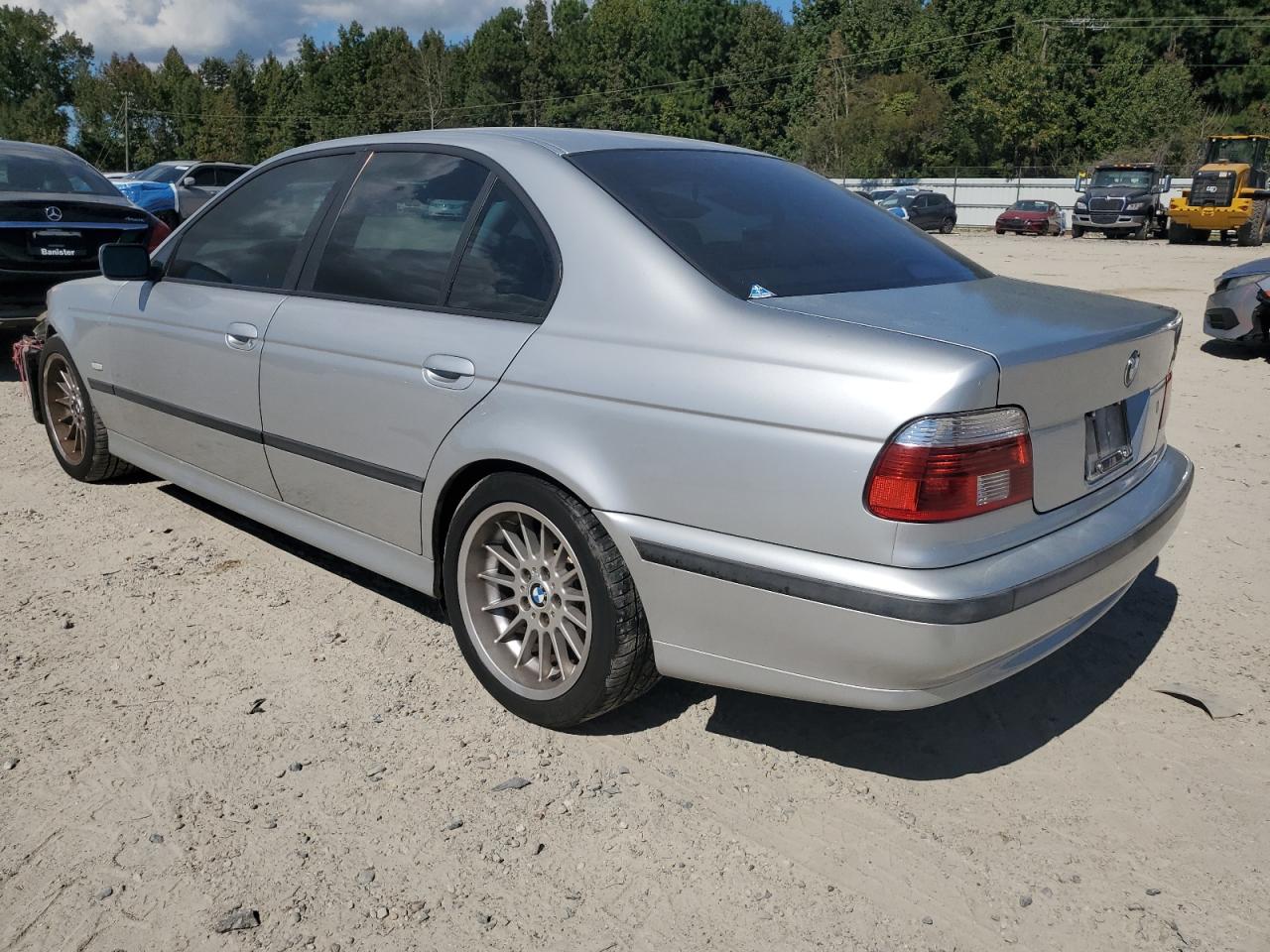 IV (E39)