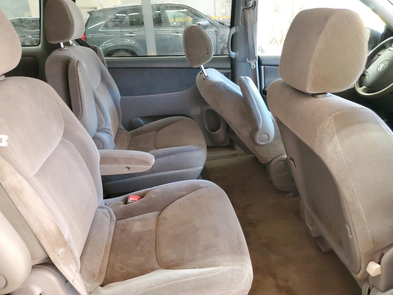 2004 Toyota Sienna Ce VIN: 5TDZA23C64S063791 Lot: 82652355