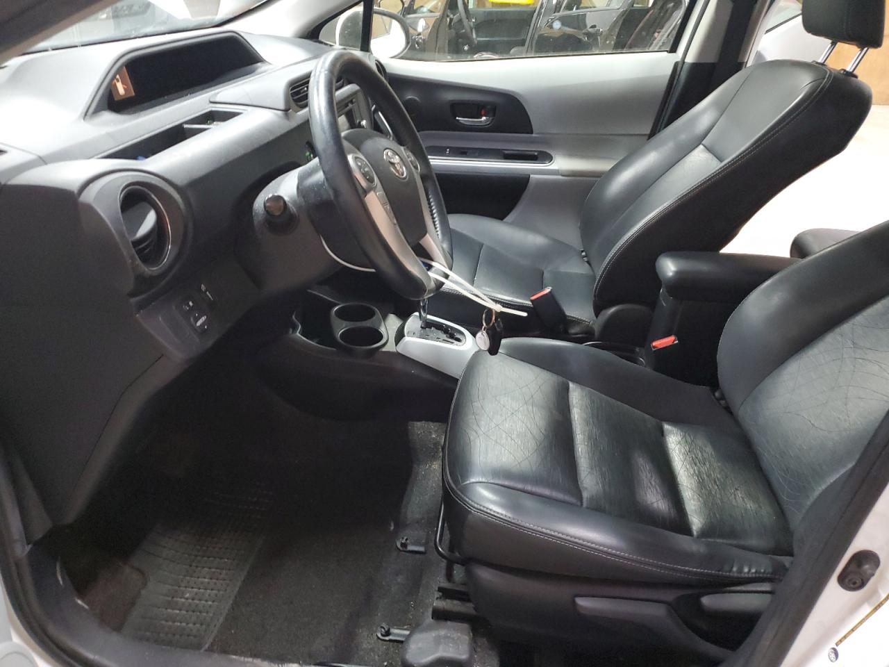 2014 Toyota Prius C VIN: JTDKDTB31E1060117 Lot: 86157005