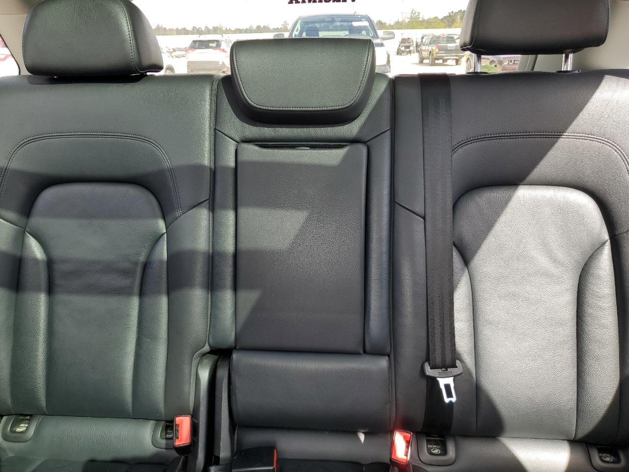 2016 Audi Q5 Premium VIN: WA1C2AFP1GA132037 Lot: 90036235