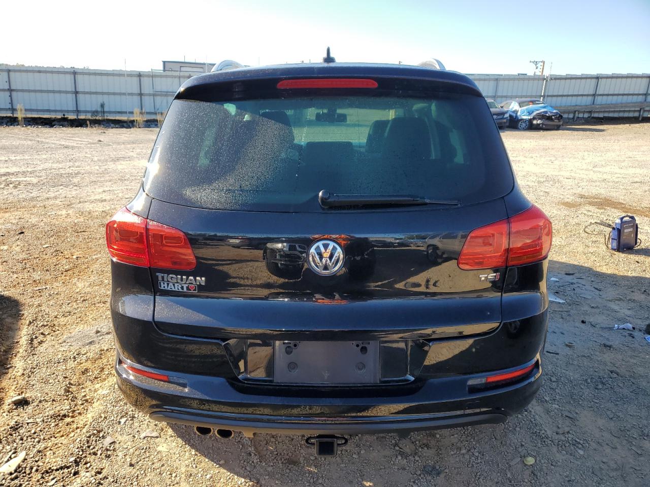 2017 Volkswagen Tiguan Sport VIN: WVGTV7AX3HK013467 Lot: 84988425