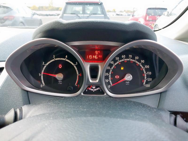 2011 FORD FIESTA 1.25 ZETEC 5DR [82]