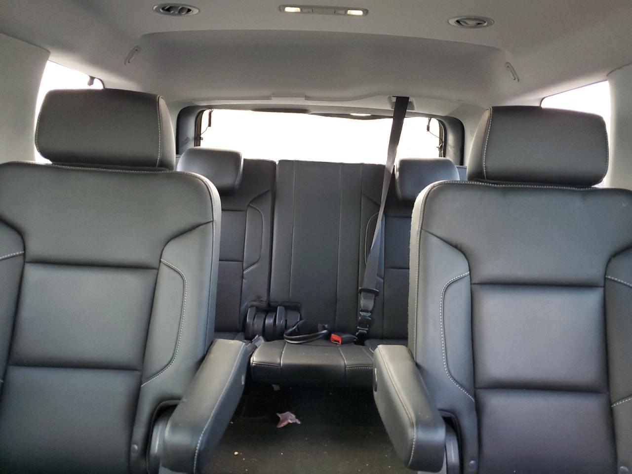 2018 Chevrolet Tahoe K1500 Premier VIN: 1GNSKCKC7JR223765 Lot: 82515585