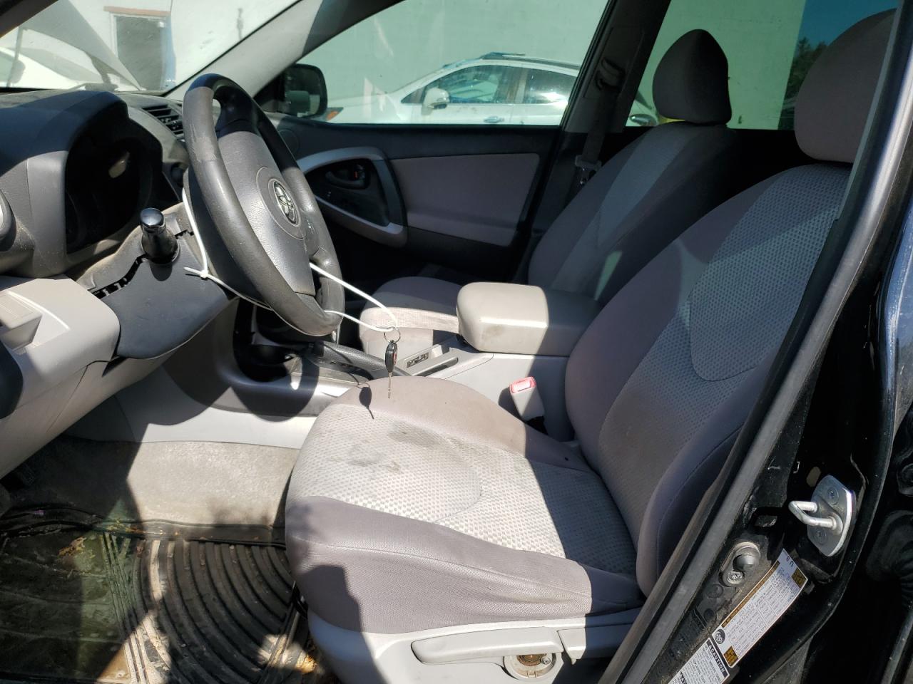 2008 Toyota Rav4 VIN: JTMBD33VX85187431 Lot: 82281025