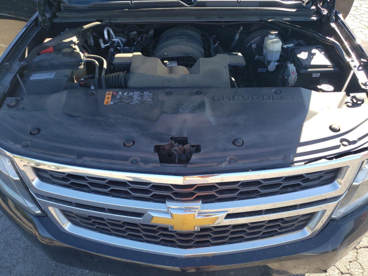 2019 Chevrolet Suburban C1500 Lt VIN: 1GNSCHKC9KR133853 Lot: 85876225