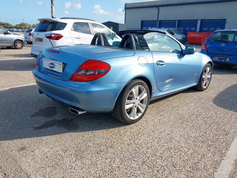 2011 MERCEDES-BENZ SLK SLK 200K 2DR TIP AUTO