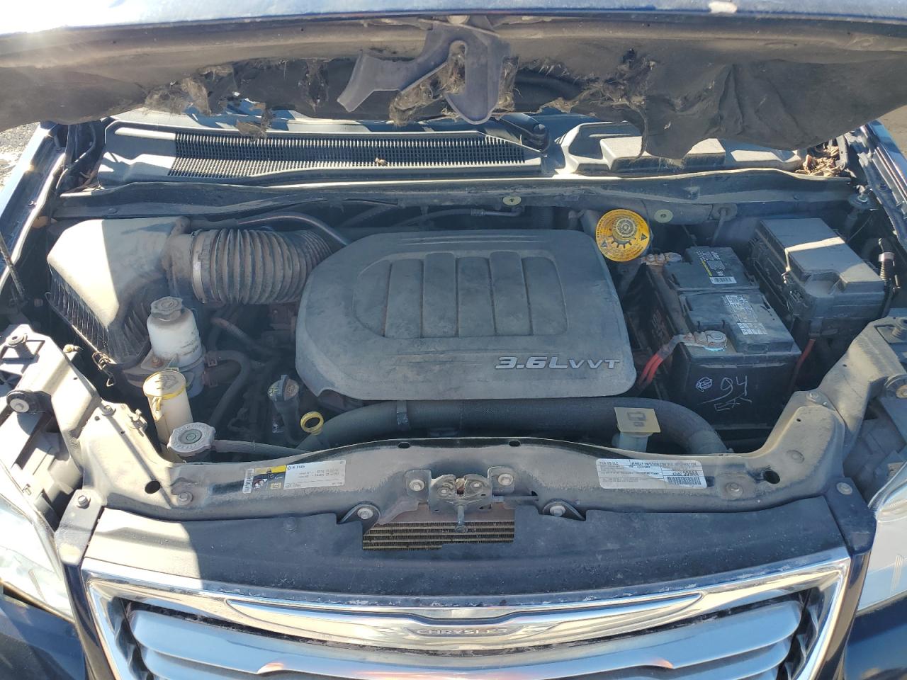 2016 Chrysler Town & Country Touring L VIN: 2C4RC1CG2GR188226 Lot: 85741225