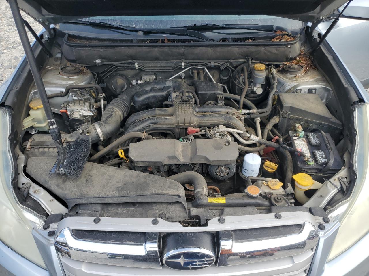 2013 Subaru Outback 2.5I Premium VIN: 4S4BRBCC7D3273128 Lot: 84028425