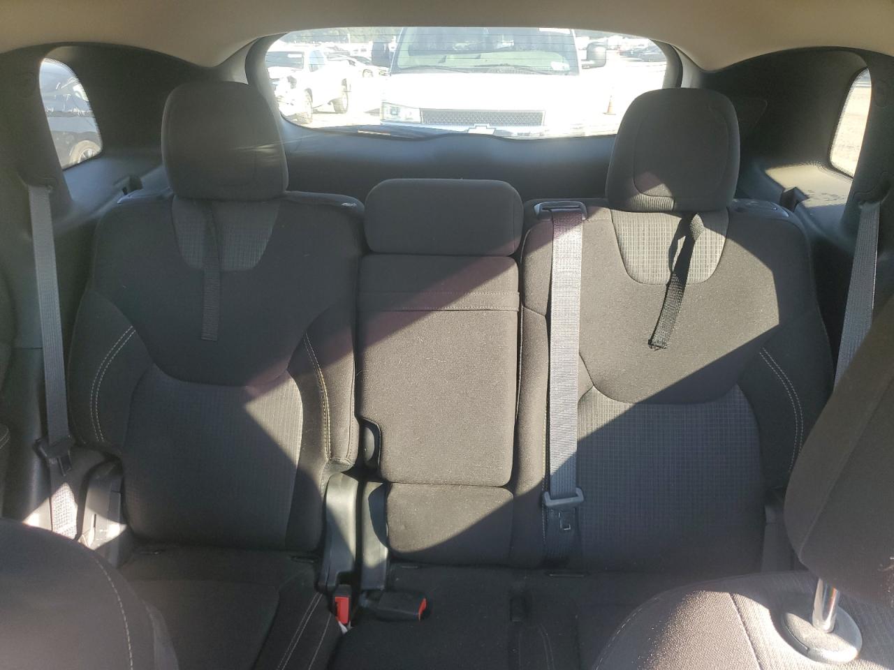 2017 Jeep Cherokee Latitude VIN: 1C4PJMCS1HW615052 Lot: 82463325