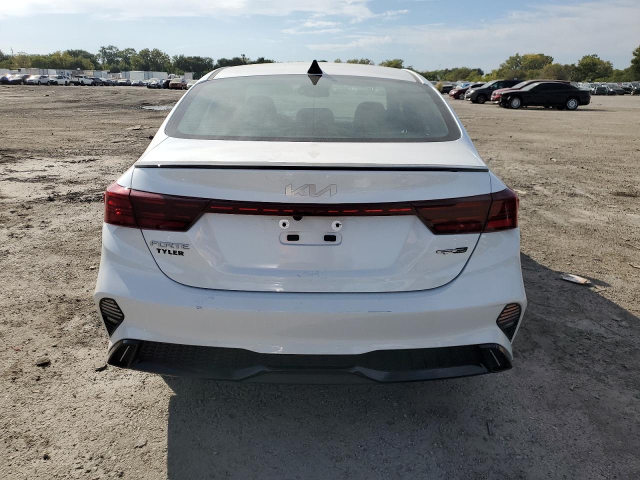 2024 Kia Forte Gt Line VIN: 3KPF54AD8RE730618 Lot: 84737605