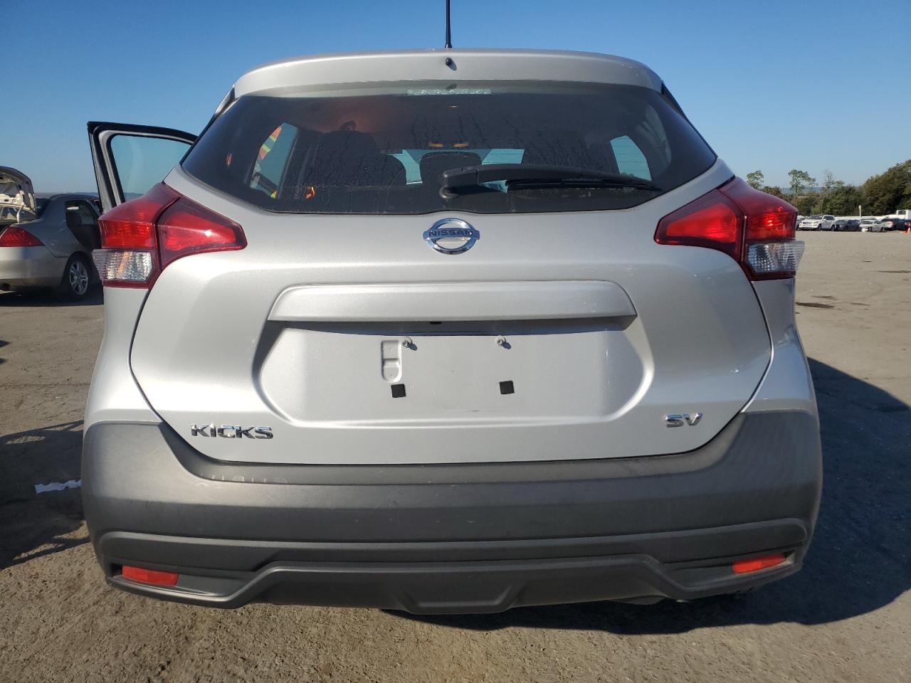 2018 Nissan Kicks S VIN: 3N1CP5CU0JL532246 Lot: 85136015