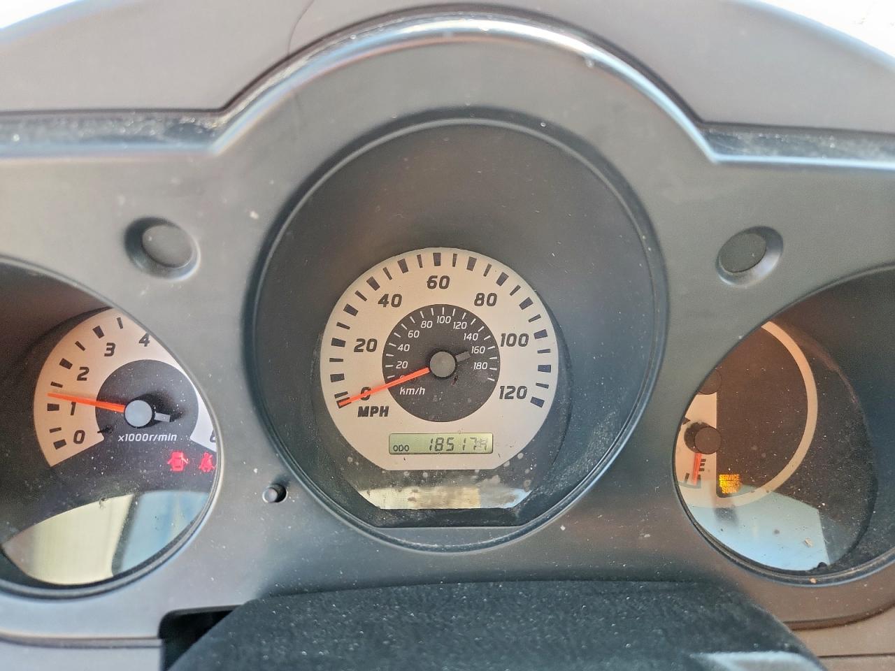 2004 Nissan Xterra Xe VIN: 5N1ED28TX4C618561 Lot: 86225305