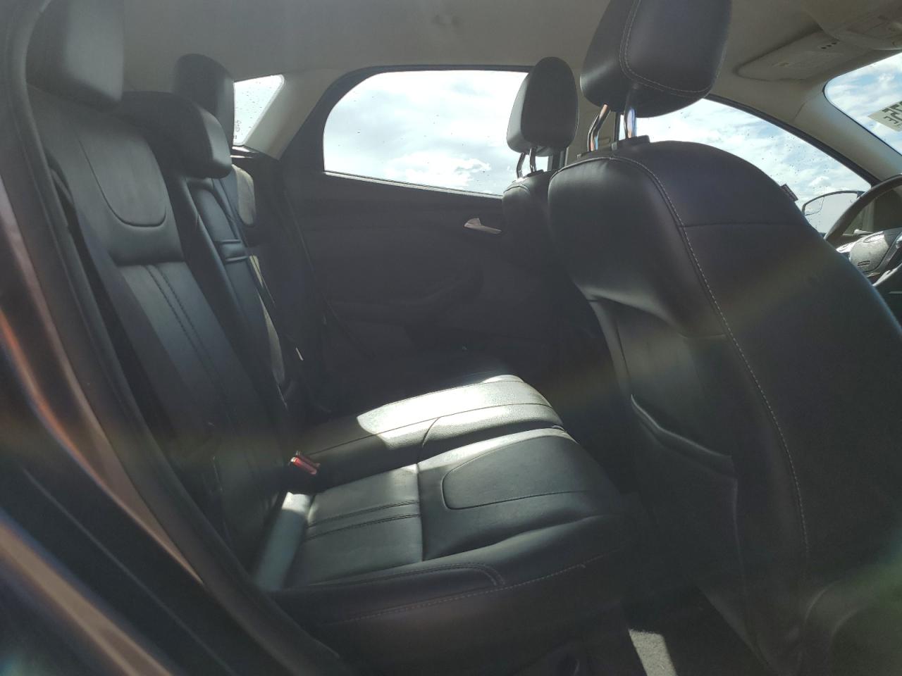 2012 Ford Focus Titanium VIN: 1FAHP3N24CL182871 Lot: 85704075