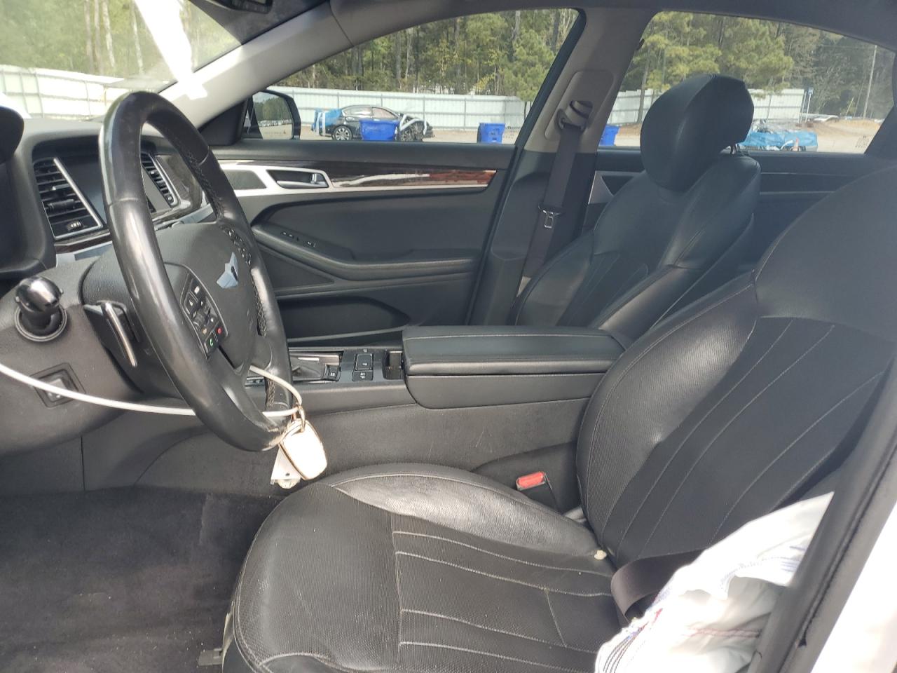 2016 Hyundai Genesis 3.8L VIN: KMHGN4JE8GU144203 Lot: 82009725