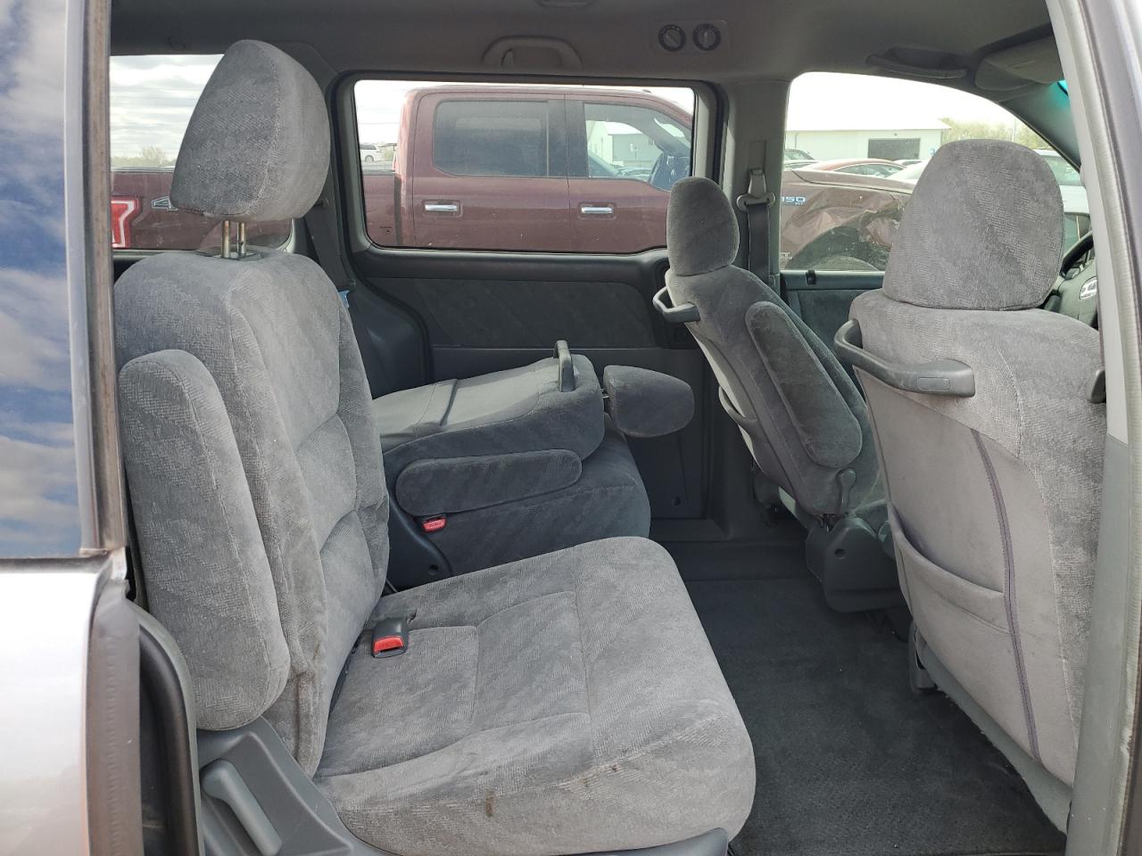 2002 Honda Odyssey Ex VIN: 5FNRL186X2B000718 Lot: 87476465