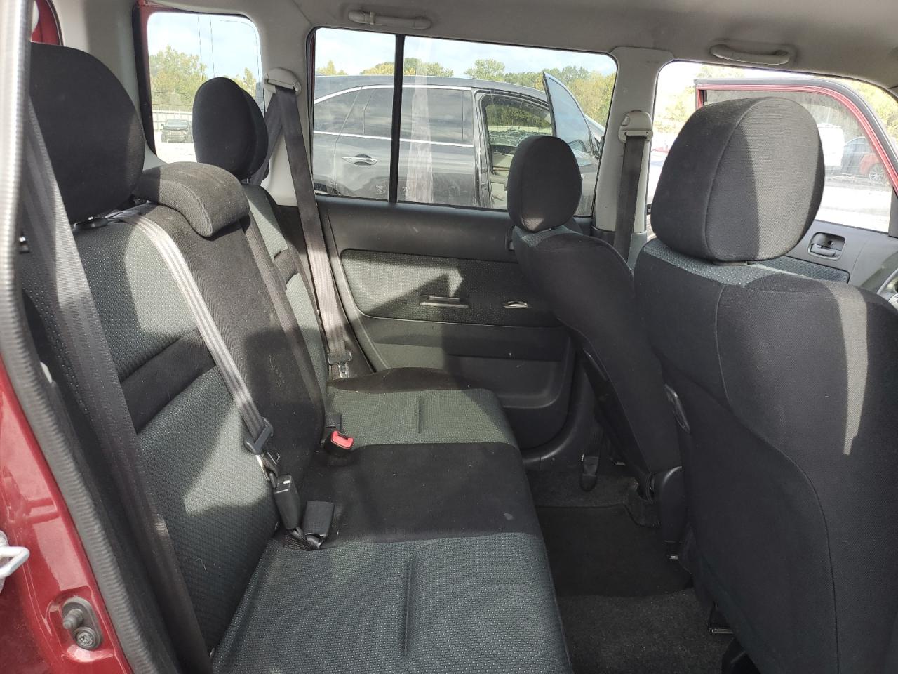 2006 Toyota Scion Xb VIN: JTLKT324864102573 Lot: 85179865