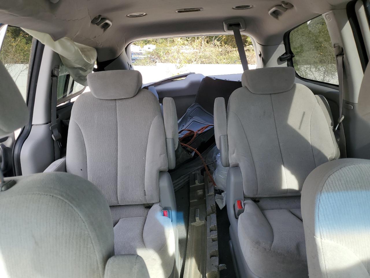 2008 Kia Sedona Ex VIN: KNDMB233486237872 Lot: 89622105