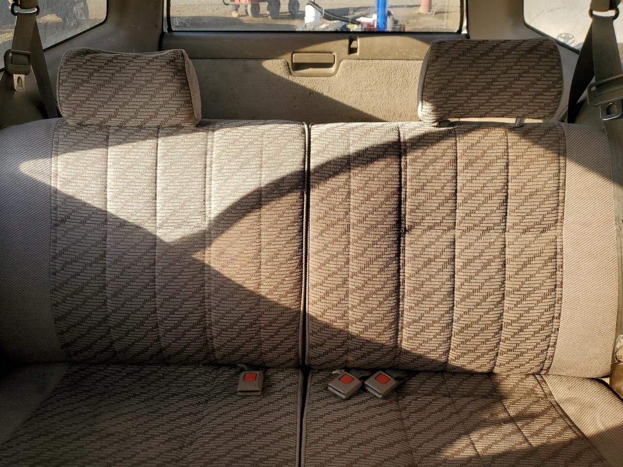 1994 Toyota 4Runner Vn39 Sr5 VIN: JT3VN39W3R0158639 Lot: 85739955