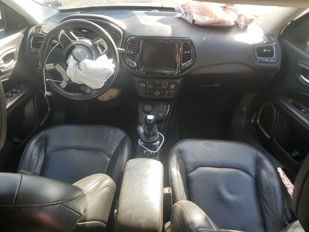 2018 Jeep Compass Limited VIN: 3C4NJDCB6JT332469 Lot: 81994875