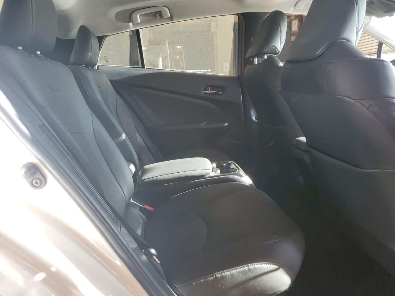 2017 Toyota Prius Prime VIN: JTDKARFP4H3015755 Lot: 82633325